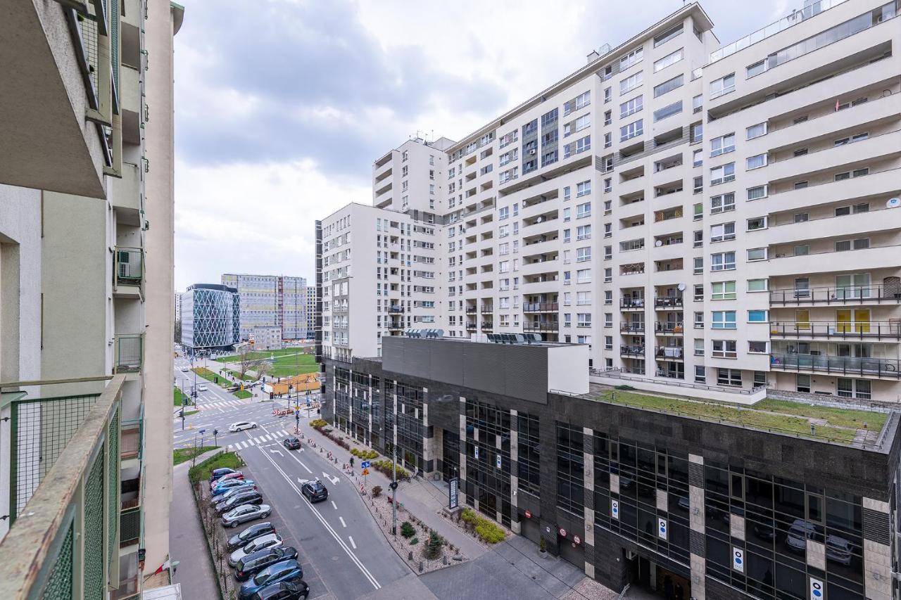 Bukowinska 12 Prywatne Mieszkanie 80M2 Z Dwiema Sypialniami I Balkonem 2X Bezplatne Miejsca Parkingowe Samodzielne Zameldowanie! Private Garage! Self Check-In System! 바르샤바 외부 사진